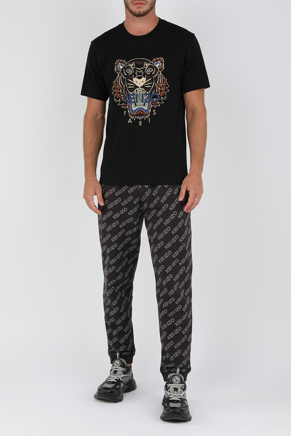 חולצת טי קצרה עם הדפס הנמר